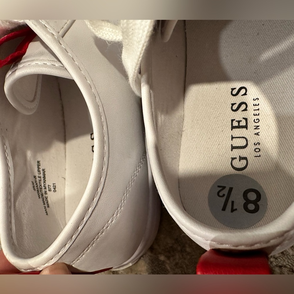 GUESS Women's White Leather Sneakers with red size 8.5 - Picture 3 of 4